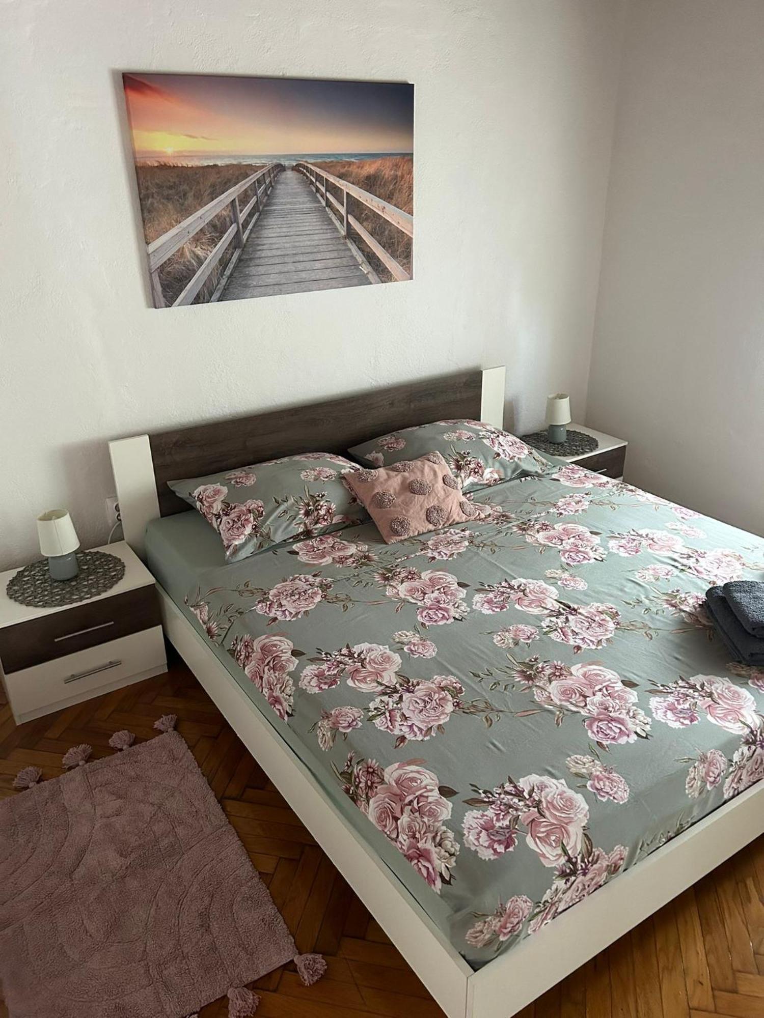Kuca Za Odmor Seahouse Apartment Karlobag Exterior foto