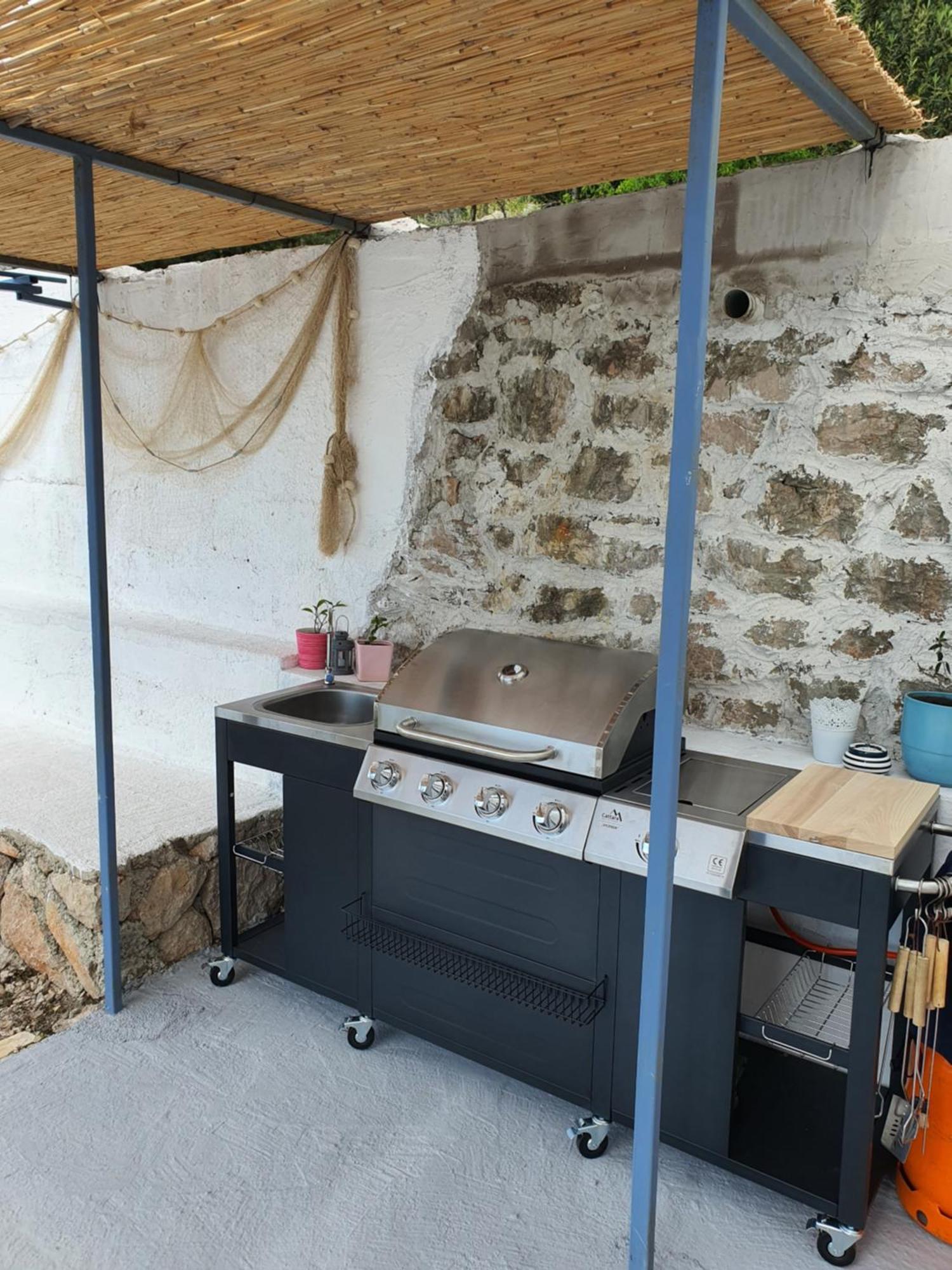 Kuca Za Odmor Seahouse Apartment Karlobag Exterior foto